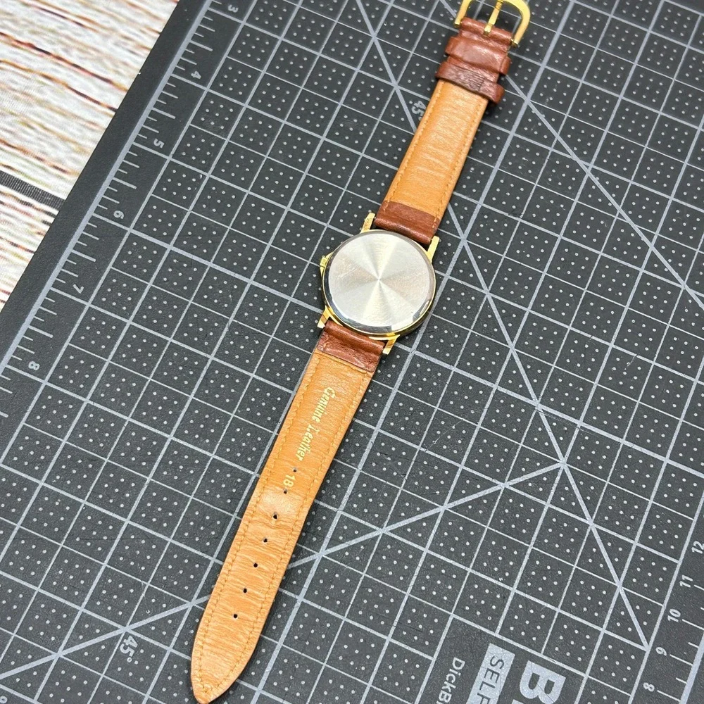 Van Kampen Merritt Lighthouse Watch Gold Tone Case Brown Leather‎ Band Vintage